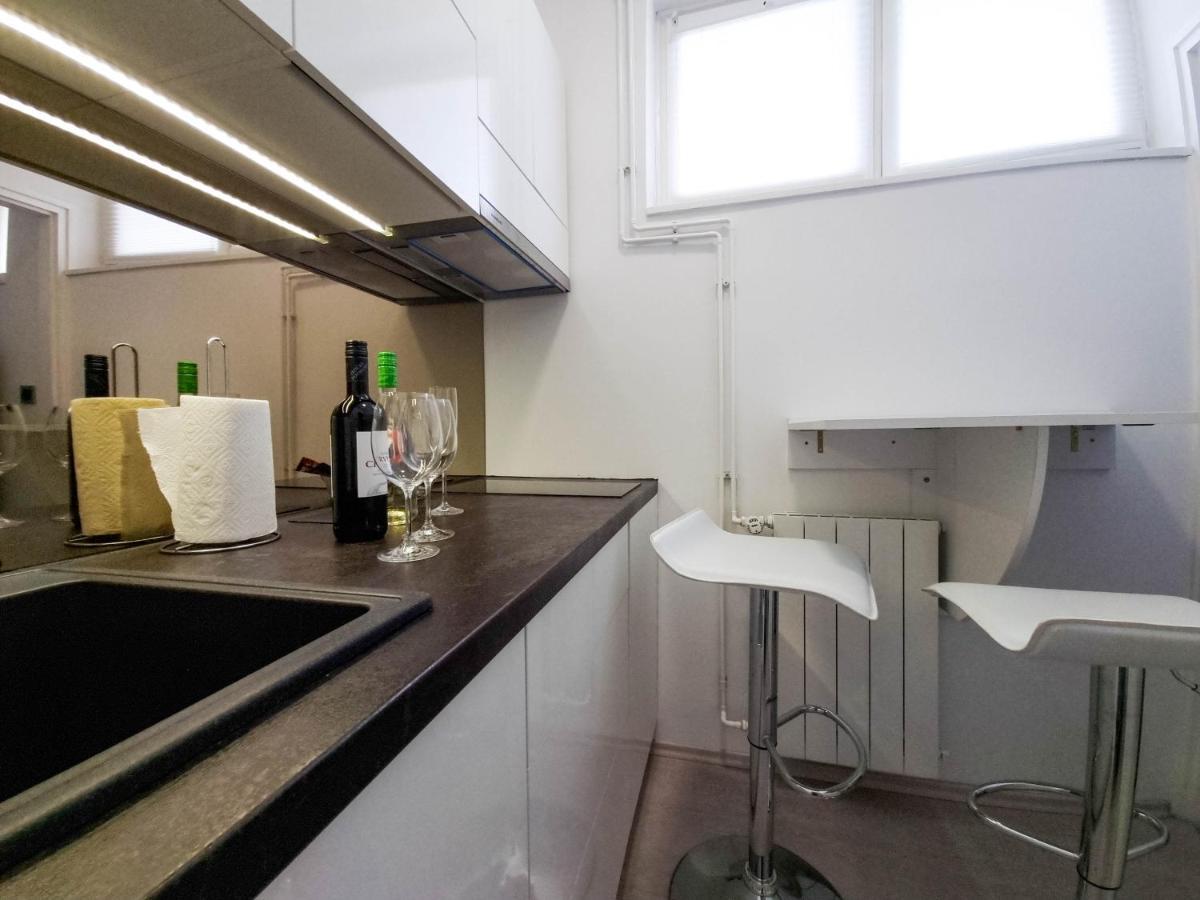 Apartment Apex Penthouse Self Check-In Karlovac Exteriör bild