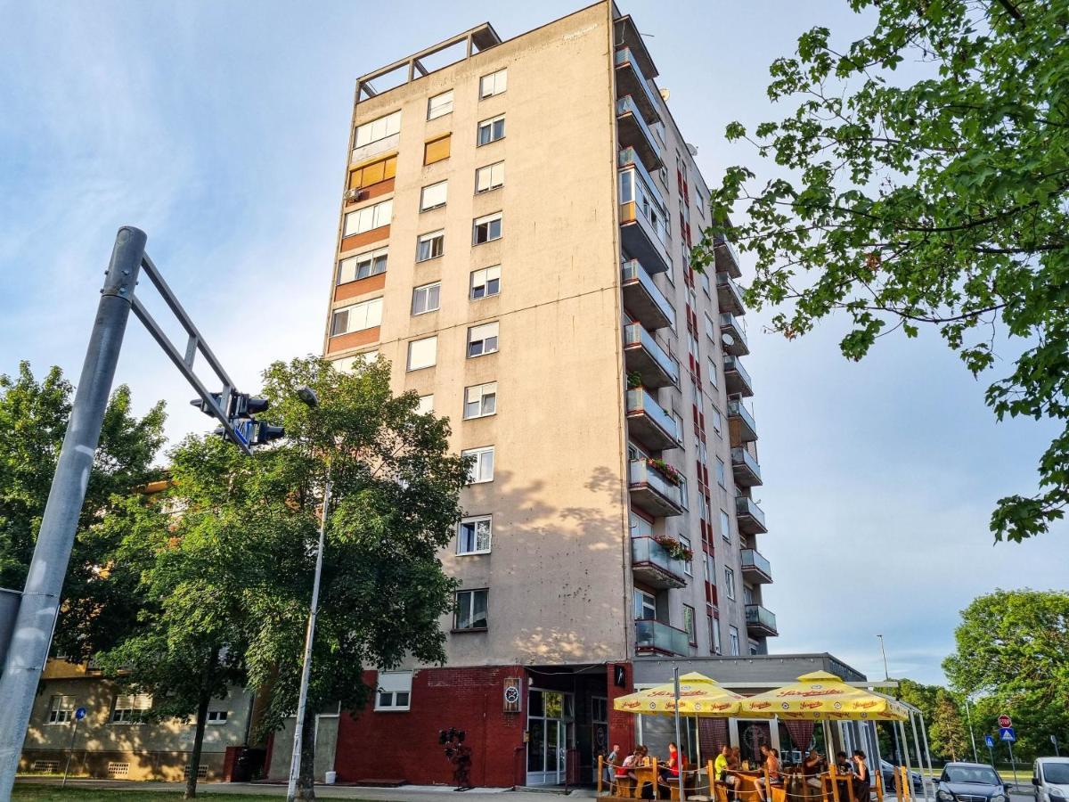 Apartment Apex Penthouse Self Check-In Karlovac Exteriör bild